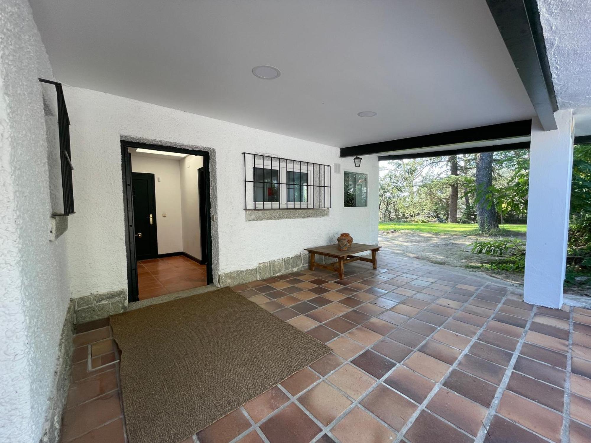 Chalet Con Piscina En Torrelodones Eksteriør bilde